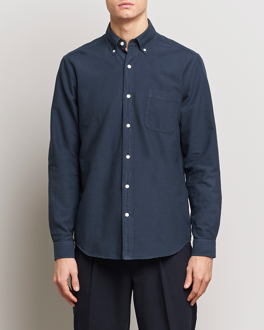 Herre | Klær | A Day\'s March | Moorgate Dyed Oxford Shirt Navy
