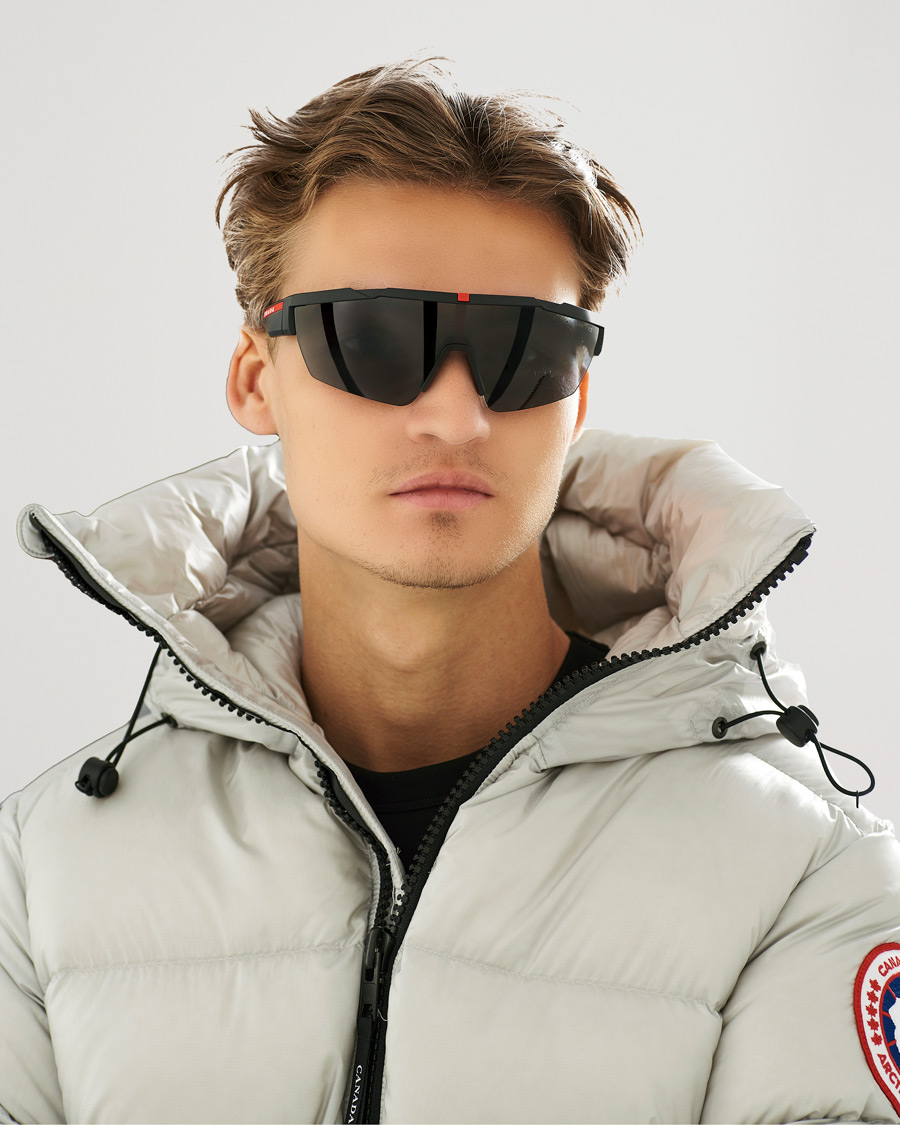 Herre | Firkantede solbriller | Prada Linea Rossa | 0PS 03XS Polarized Sunglasses Grey Lens