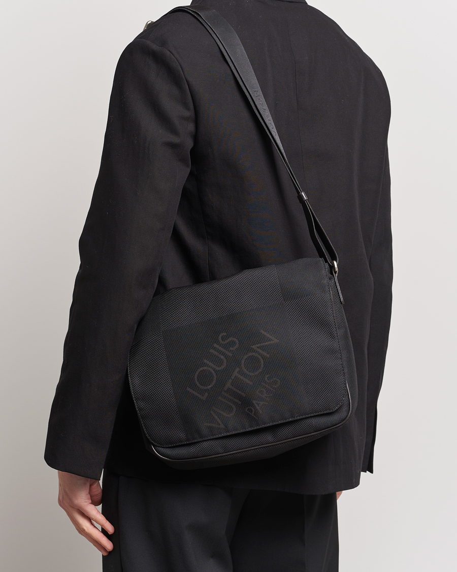 Herre | Assesoarer | Louis Vuitton Pre-Owned | Canvas Messenger Bag Damier Geant