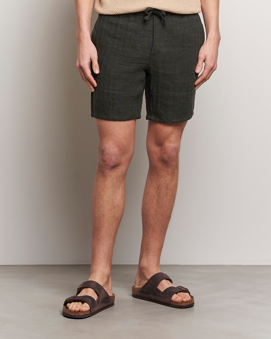 Herre | A Day's March | A Day's March | Ipu Herringbone Linen Drawstring Shorts Olive