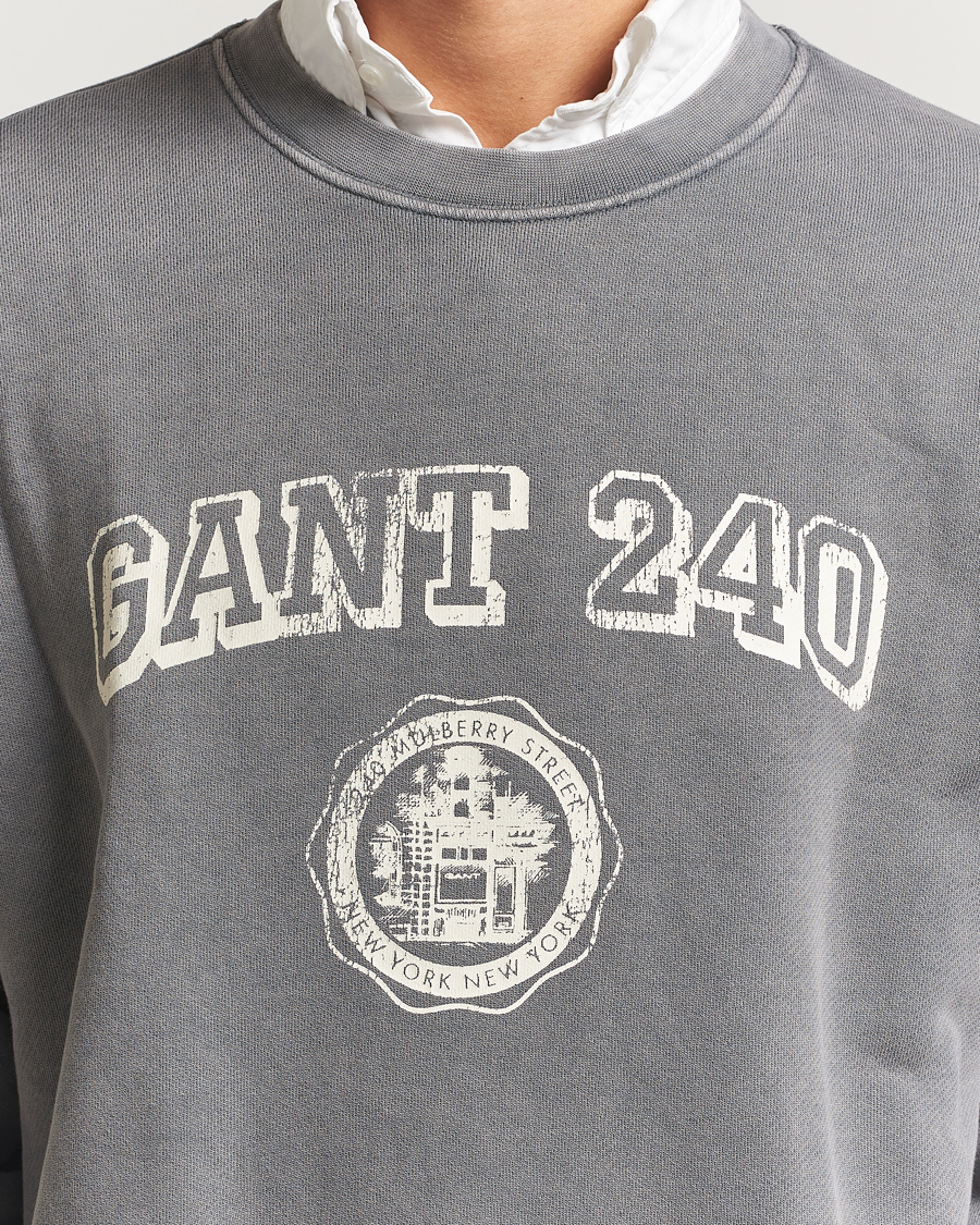 Herre | Gensere | GANT 240 Mulberry Street | Vintage Graphic Crew Neck Sweatshirts Steel Grey