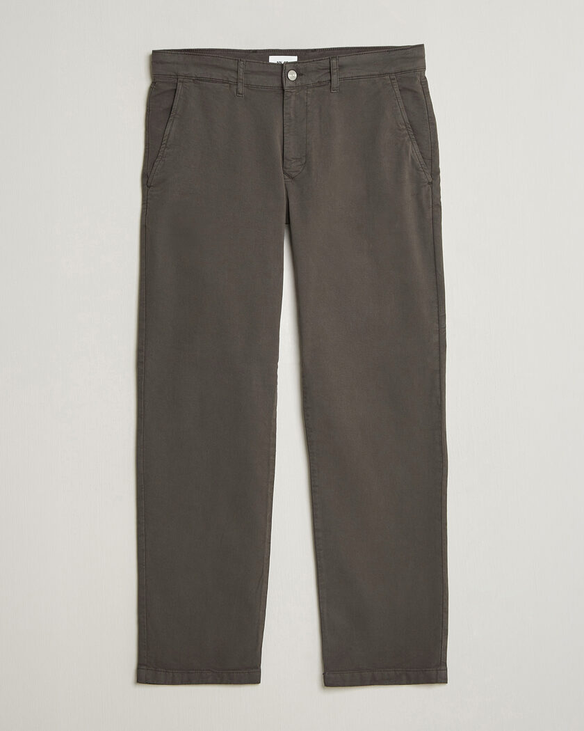 NN07 Aden Regular Fit Chinos Dark Army – Grønn