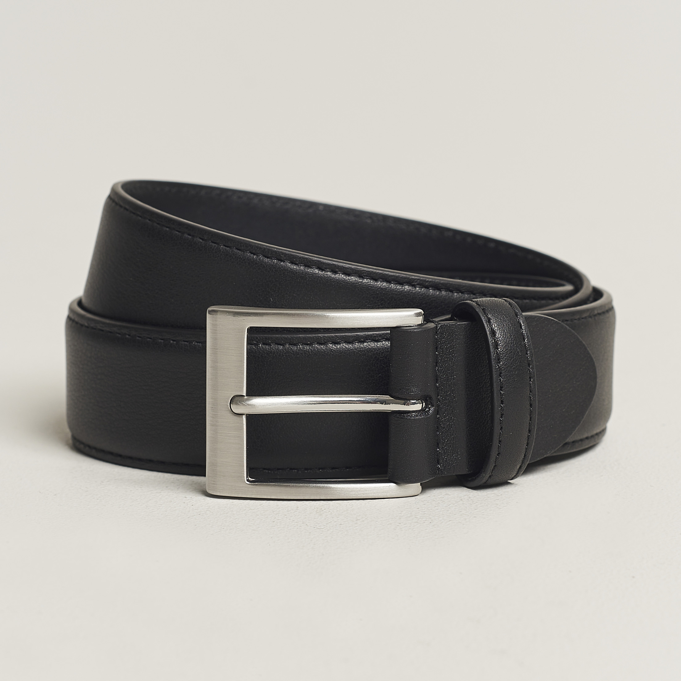 Canali Leather Belt Black Calf hos CareOfCarl.no