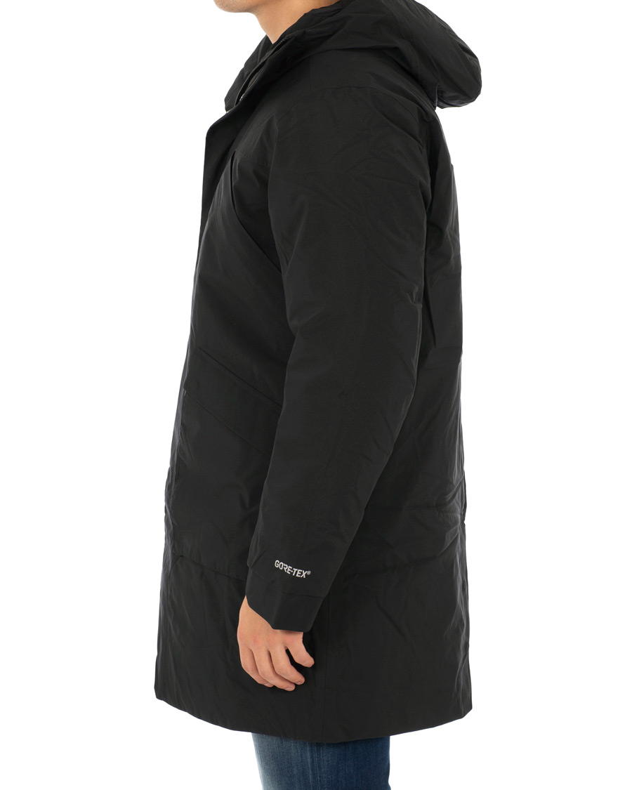 NN07 Joel Gore Tex Parka Black hos CareOfCarl.no