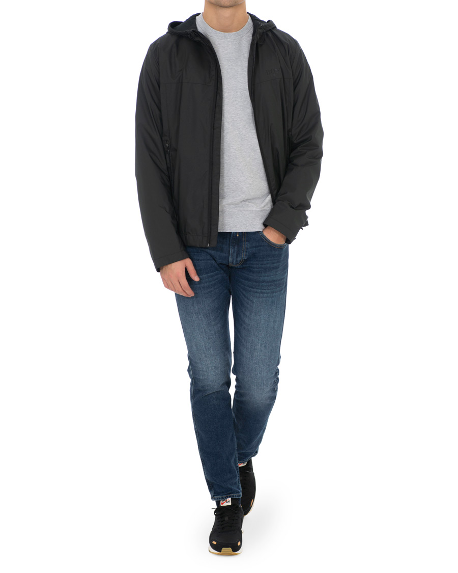 Boss athleisure jeltech jacket best sale