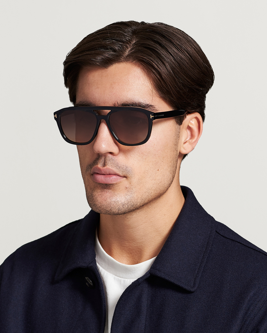Herre | Buede solbriller | Tom Ford | Gerrard FT0776 Sunglasses Black/Gradient