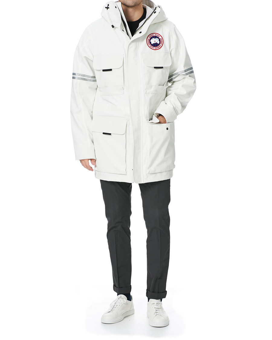 Canada goose hot sale jacket white