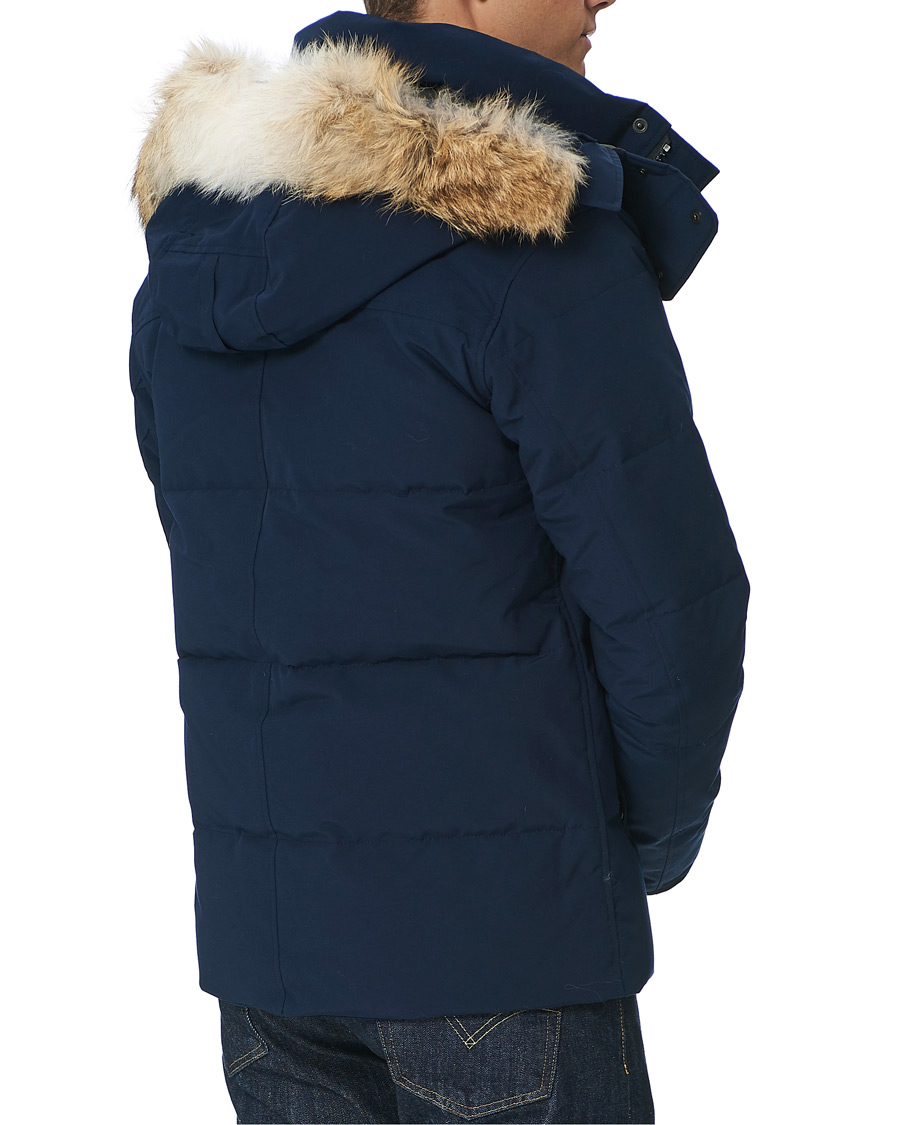 Canada Goose Wyndham Parka Atlantic Navy hos CareOfCarl.no