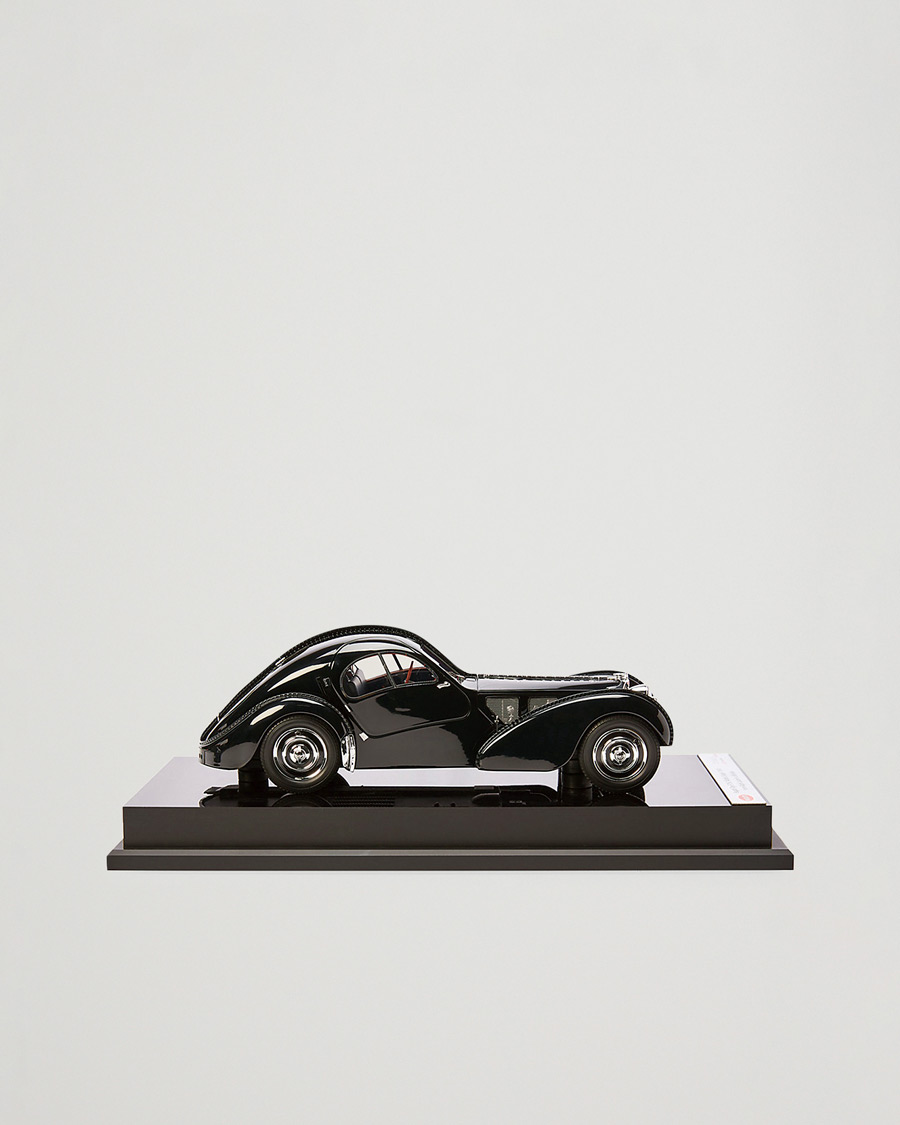 Herre | Ralph Lauren Holiday Dressing | Ralph Lauren Home | 1938 Bugatti Type 57S Atlantic Coupe Model Car Black