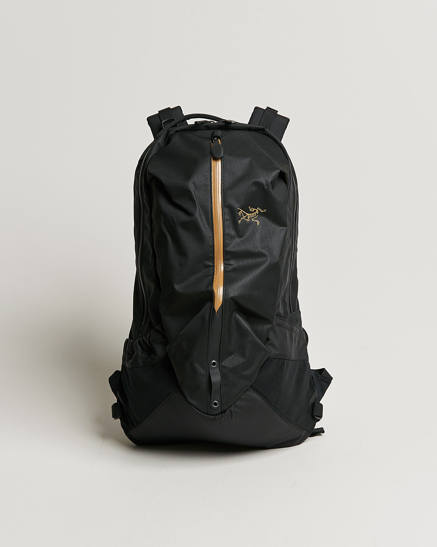 Arc’teryx arro backpack offers