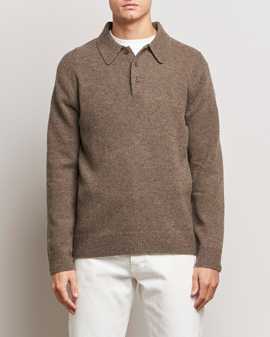 Herre |  | A Day\'s March | Avoch Lambswool Polo Dark Taupe