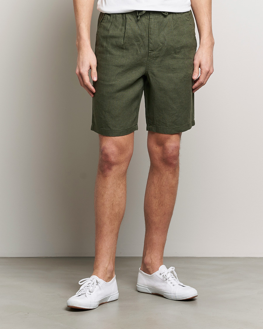 Herre | Linshorts | KnowledgeCotton Apparel | Loose Linen Shorts Burned Olive