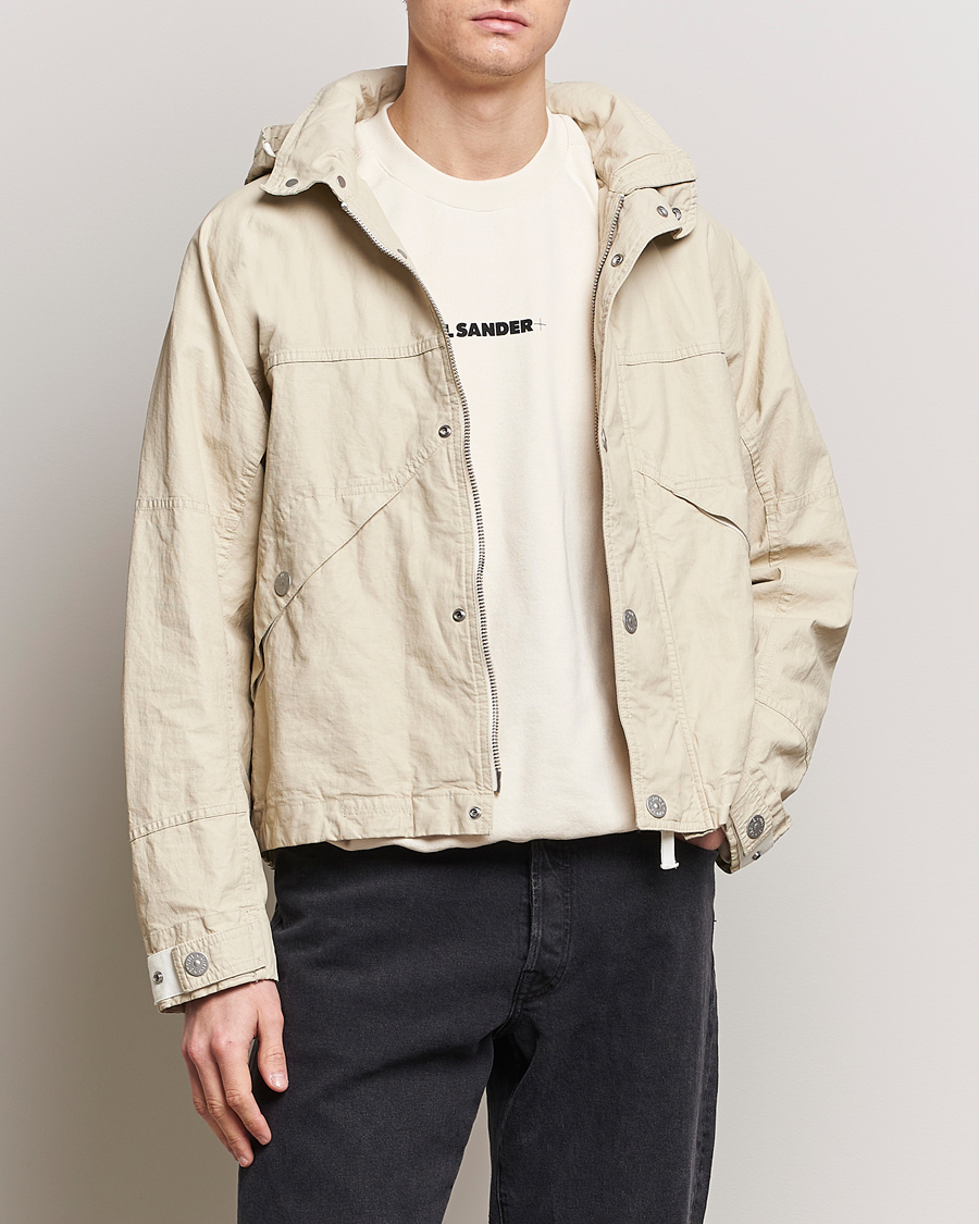 Herre |  | Stone Island | Marina Pleated Linen Hood Jacket Natural Beige