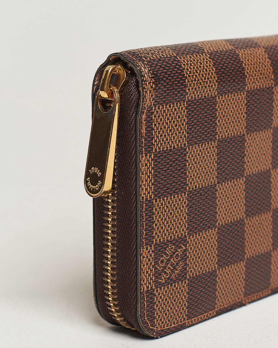 Louis Vuitton Damier Ebene deals Wallet Crossbody