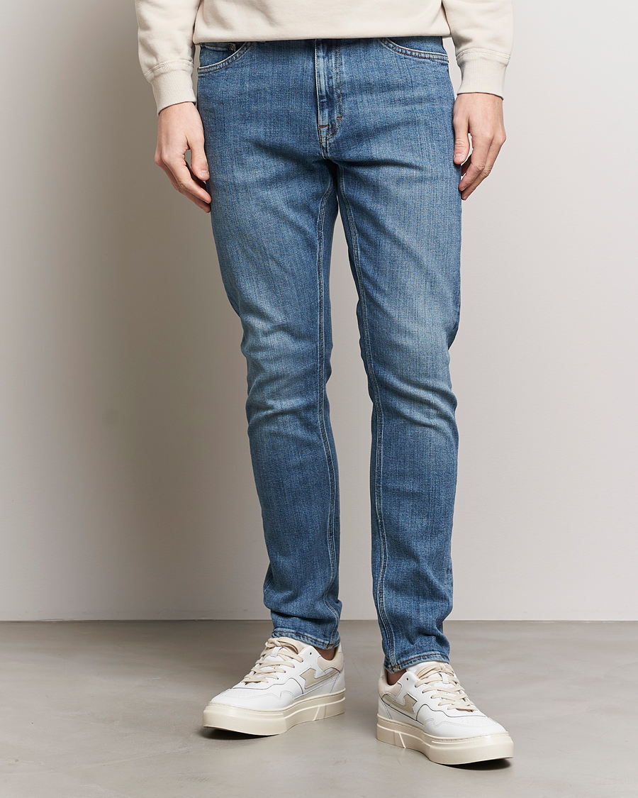 Herre | Slim fit | Tiger of Sweden | Evolve Jeans Dust Blue