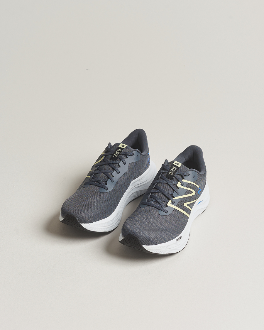 Herre | Running sneakers | New Balance Running | FuelCell Propel v4 Graphite