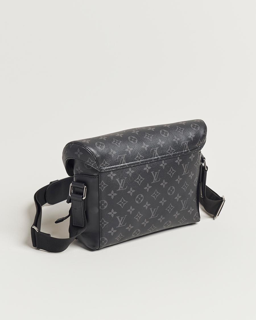 Herre | Louis Vuitton Pre-Owned | Louis Vuitton Pre-Owned | Messenger Voyager PM Bag Monogram Eclipse