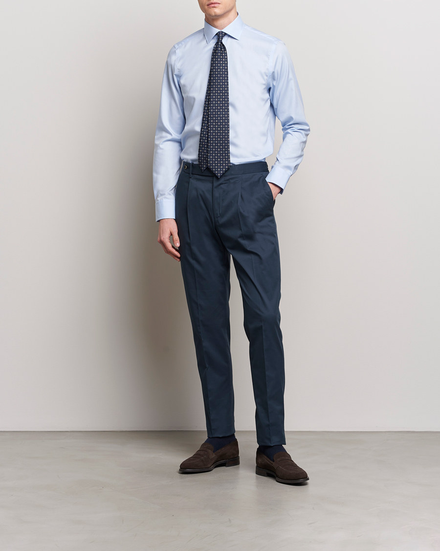 Herre |  | Oscar Jacobson | Slim Fit Cut Away Non Iron Twill Light Blue