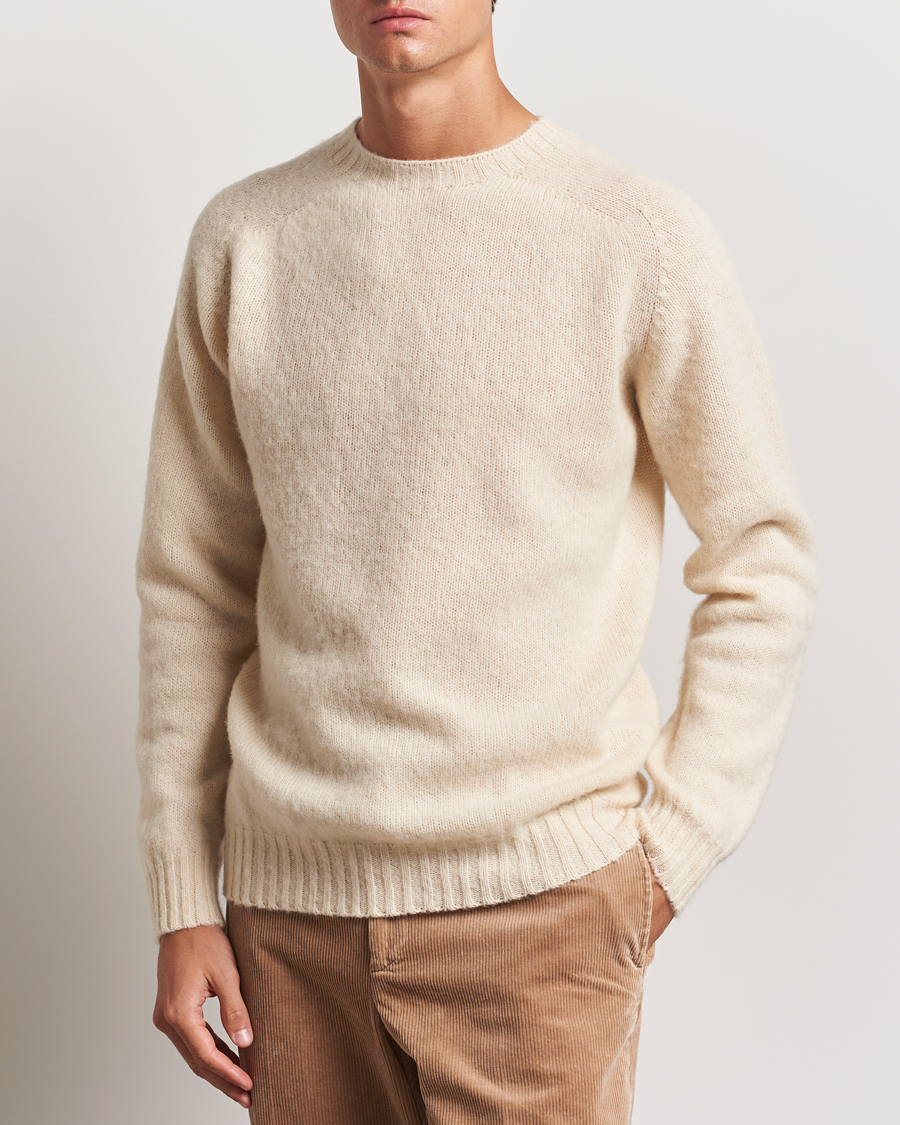 Herre |  | Harley Of Scotland | Brushed Supersoft Lambswool Crewneck Cream