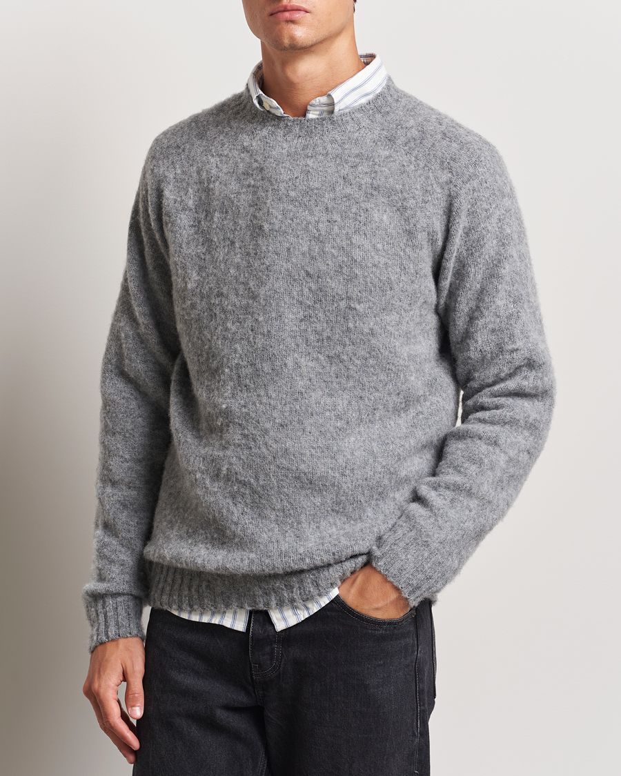 Herre | Gensere | Harley Of Scotland | Brushed Supersoft Lambswool Crewneck Medium Grey