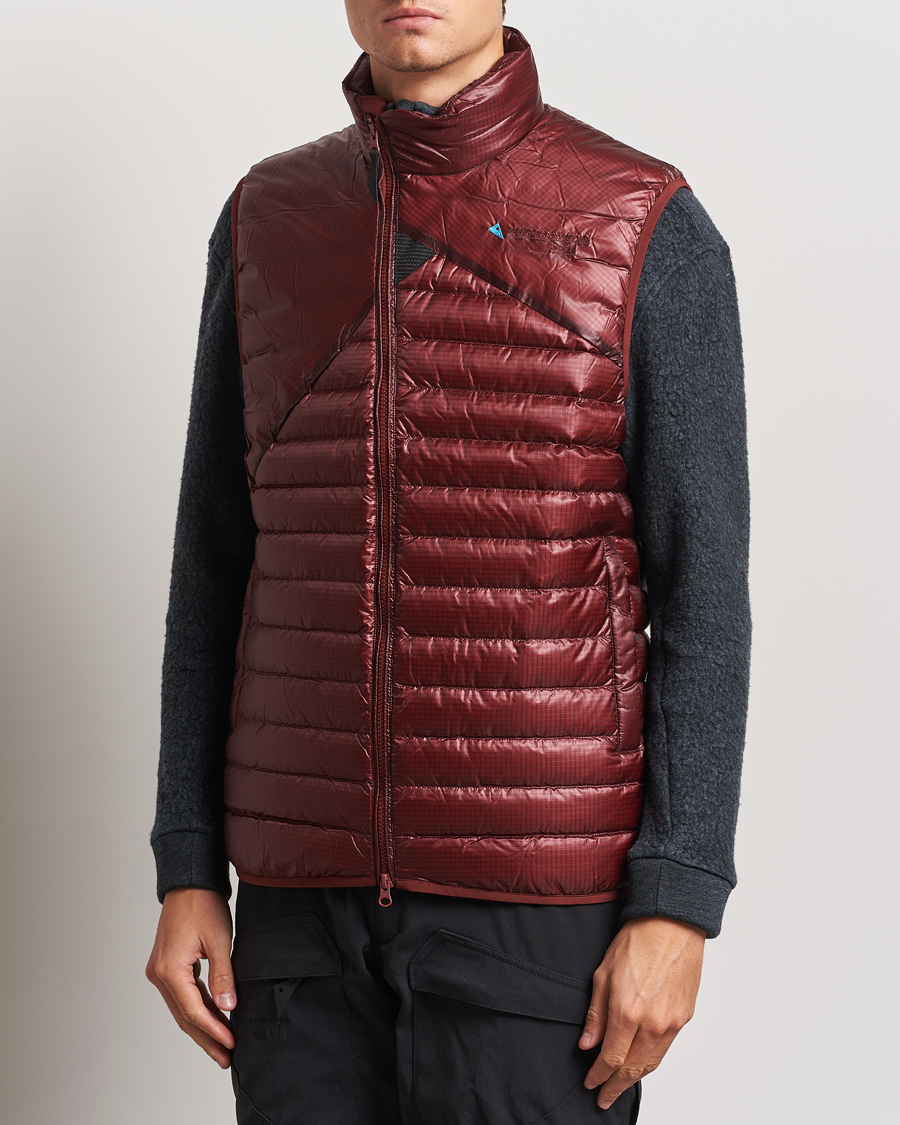 Herre |  | Klättermusen | Lopt Lightweight Down Vest Madder Red