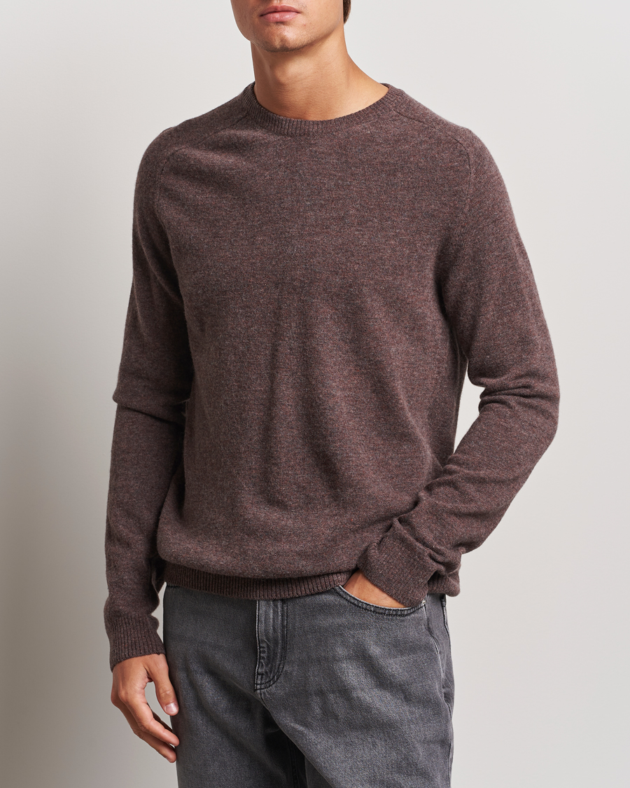 Herre | Strikkede gensere | KnowledgeCotton Apparel | Lambswool Roundneck Brown