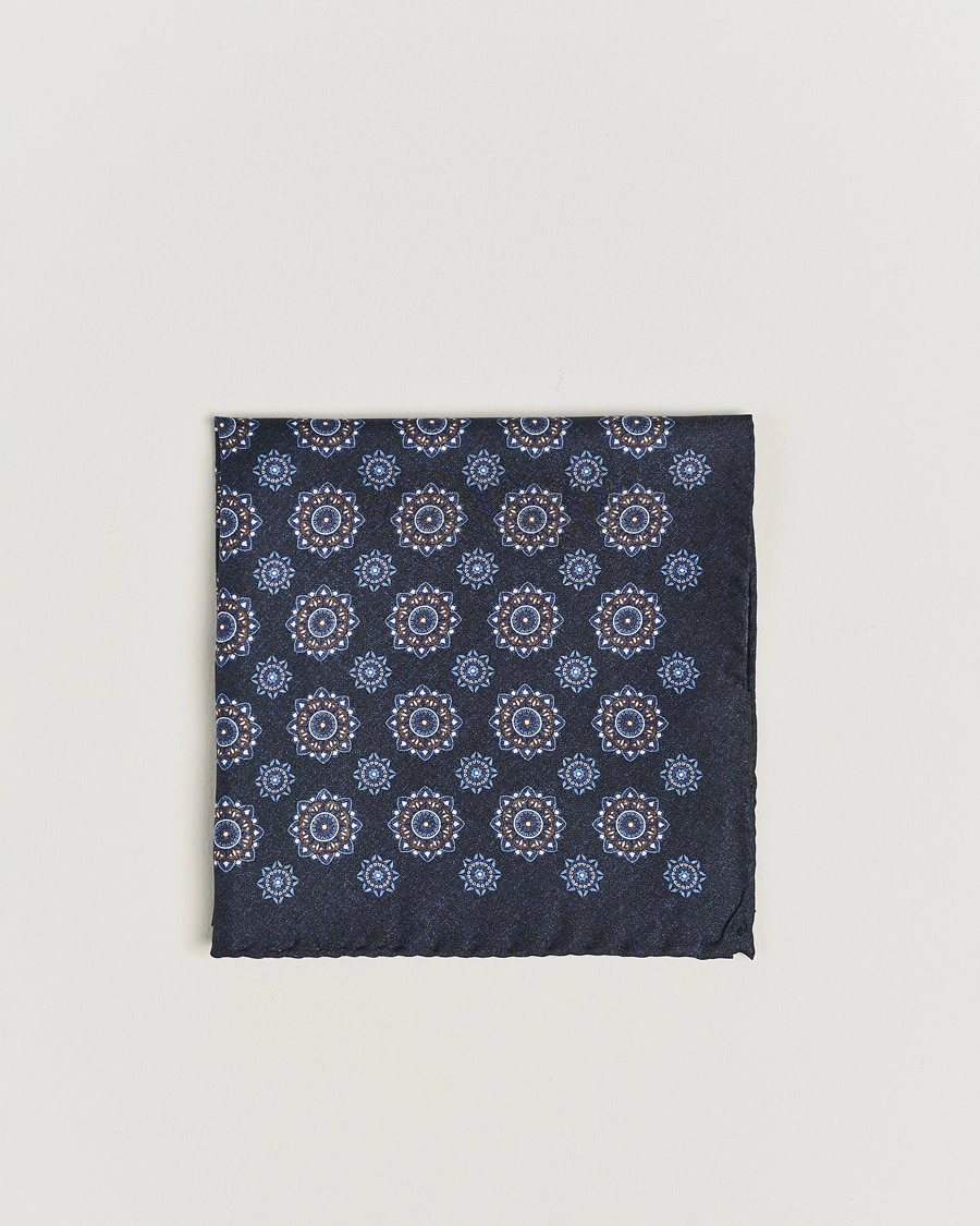 Herre |  | Amanda Christensen | Silk Twill Printed Flower Pocket Square Navy