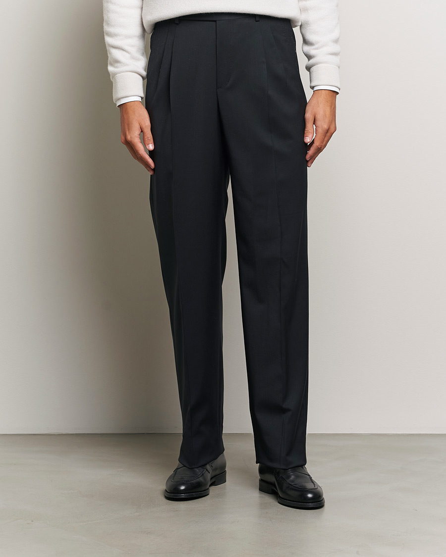 Herre |  | Brioni | Pleated Wool Trousers Navy