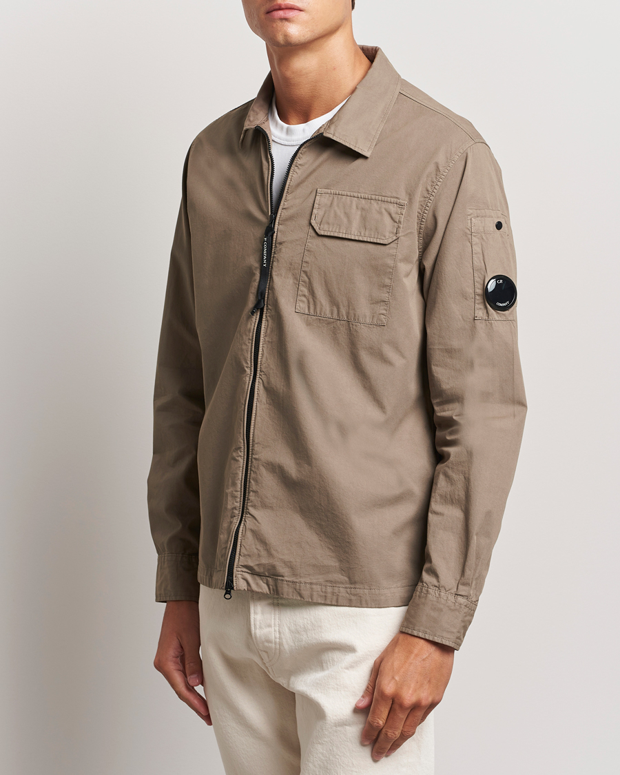 Herre | Skjortejakke | C.P. Company | Organic Cotton Gabardine Zip Overshirt Taupe