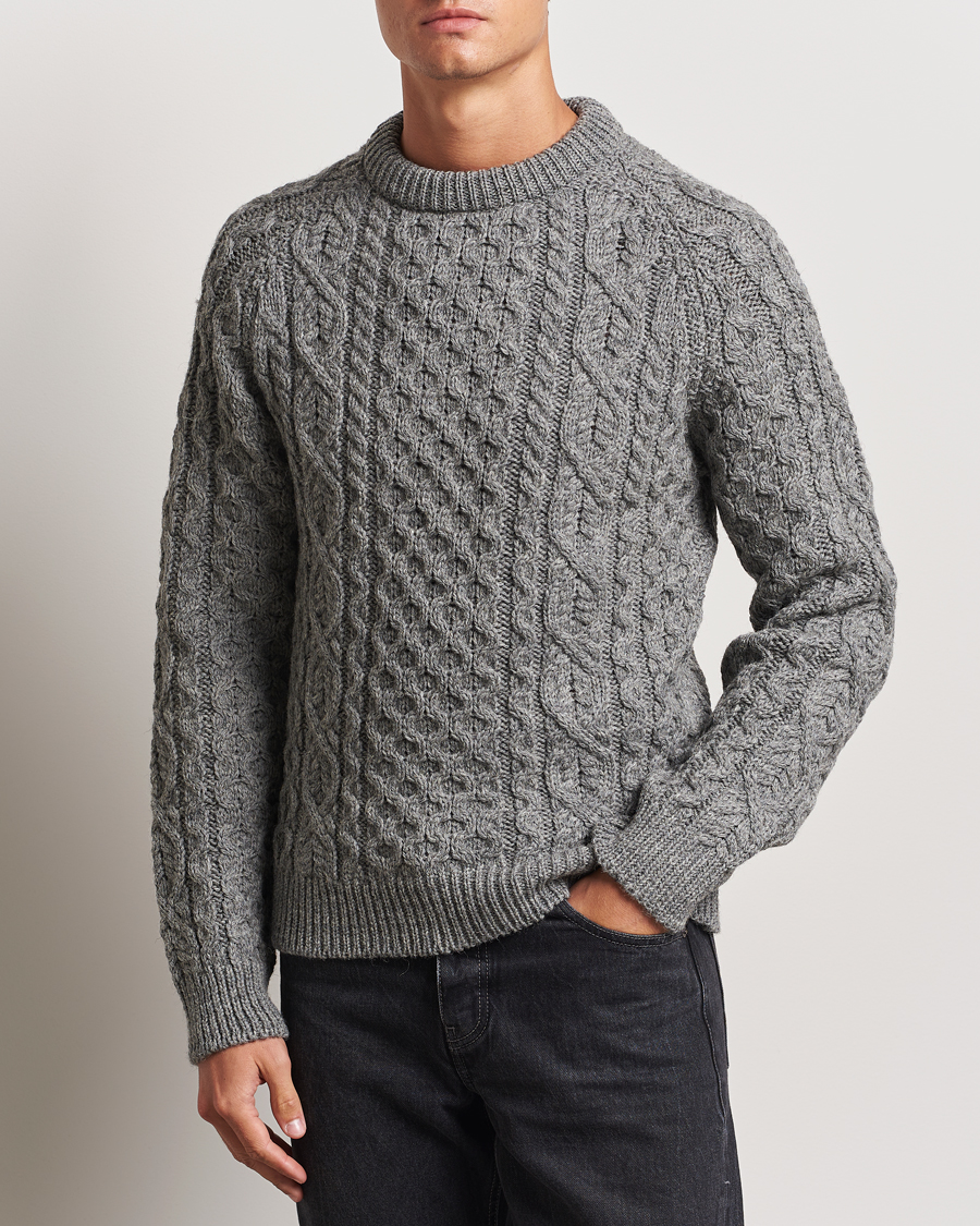 Herre |  | Peregrine | Hudson Wool Aran Knitted Jumper Steel