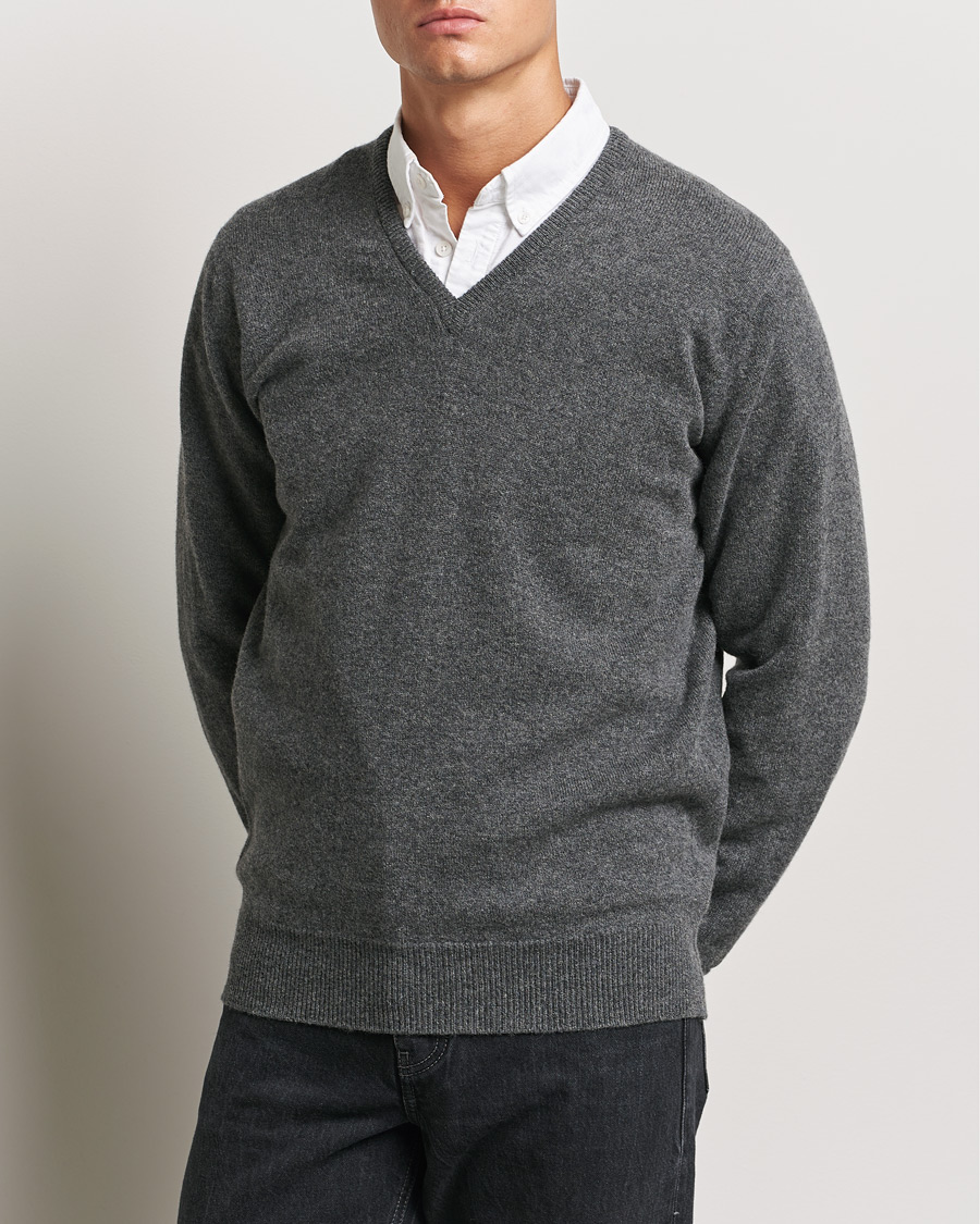 Herre | Klær | William Lockie | Rob Lambswool V-Neck Cliff