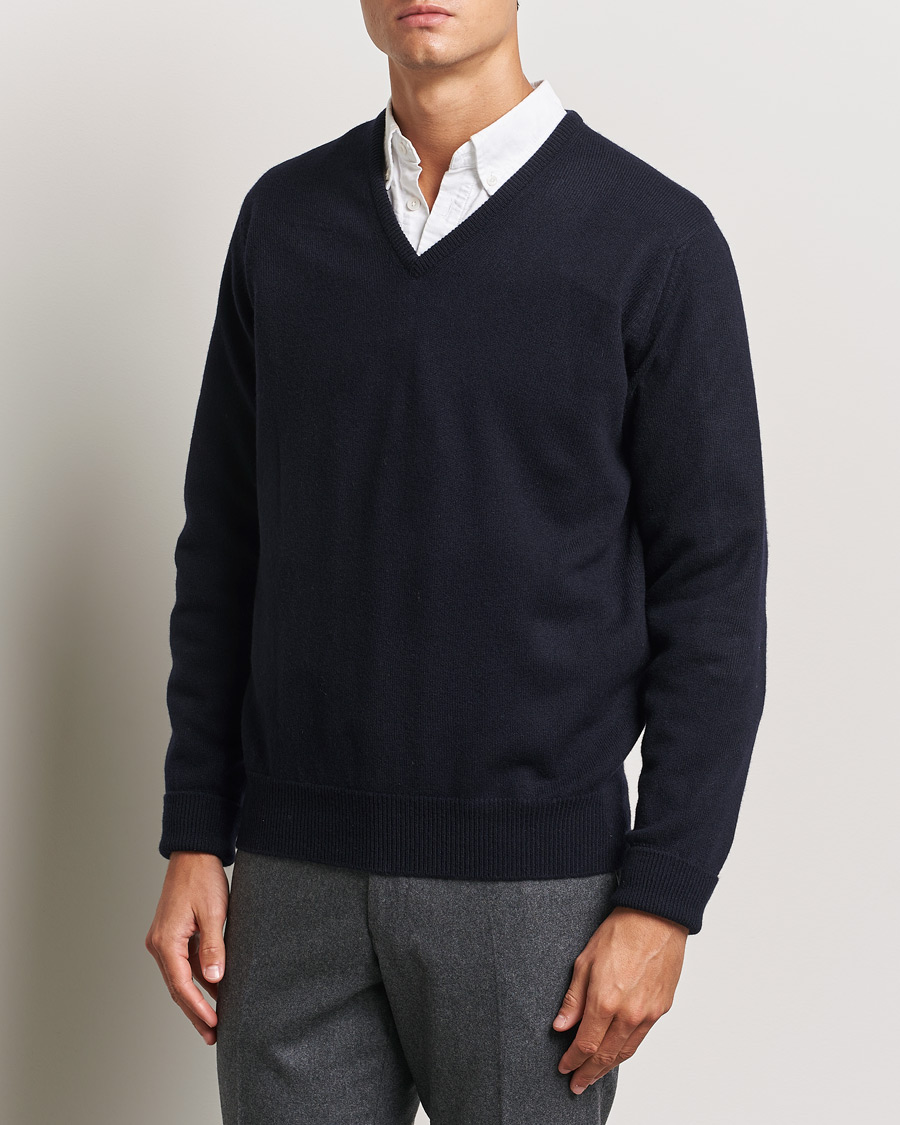 Herre | Klær | William Lockie | Rob Lambswool V-Neck Navy