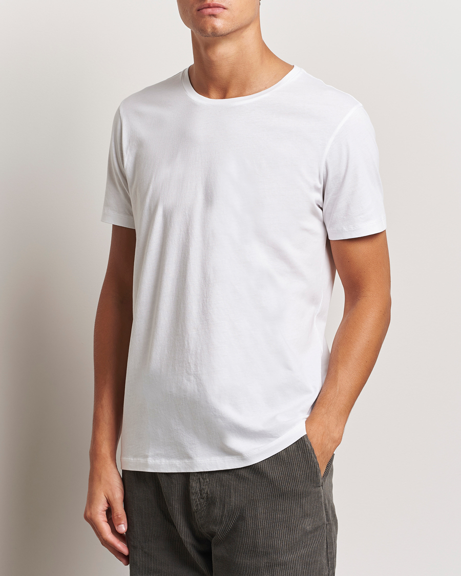 Herre |  | A Day\'s March | Lightweight T-Shirt White