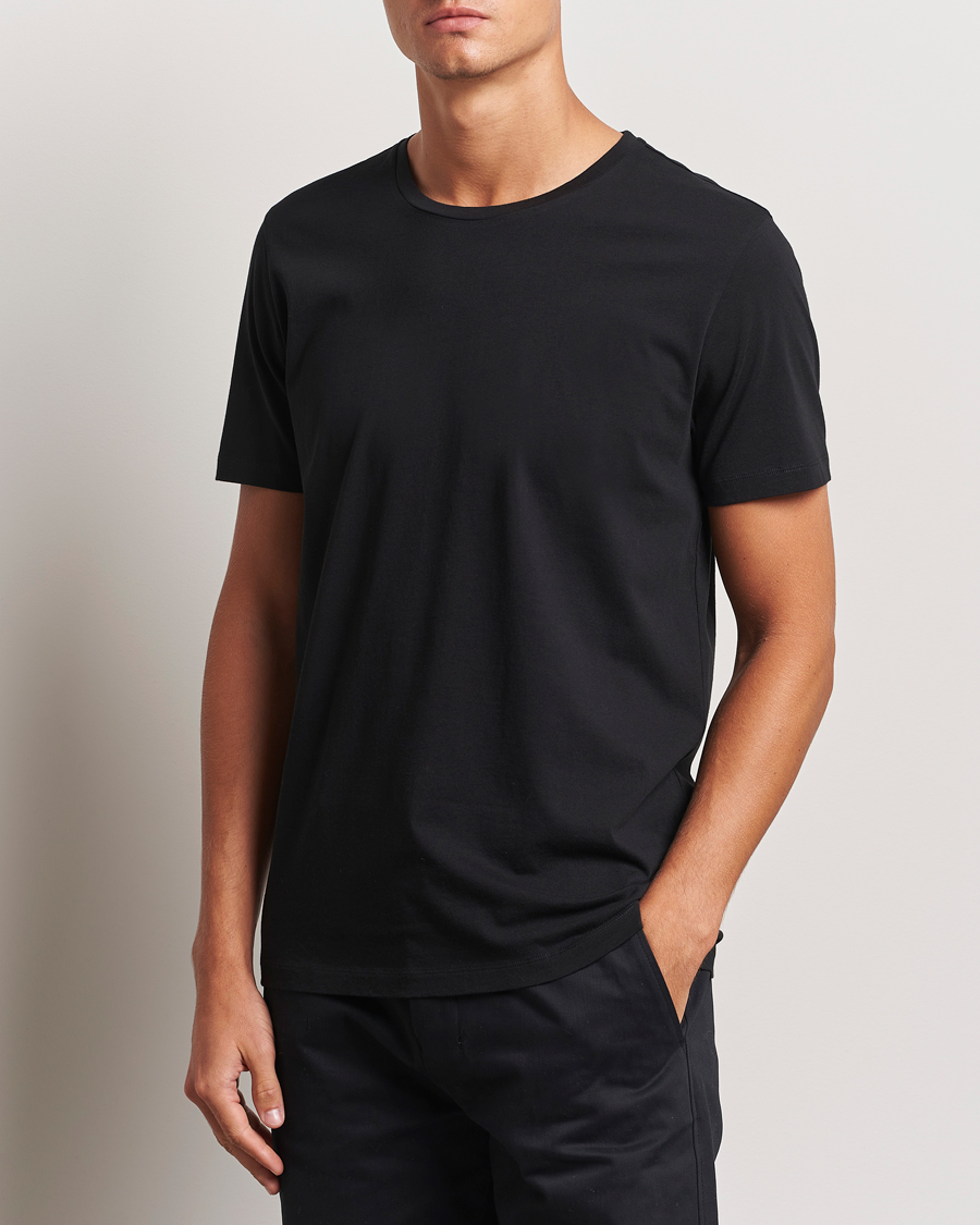 Herre |  | A Day\'s March | Lightweight T-Shirt Black