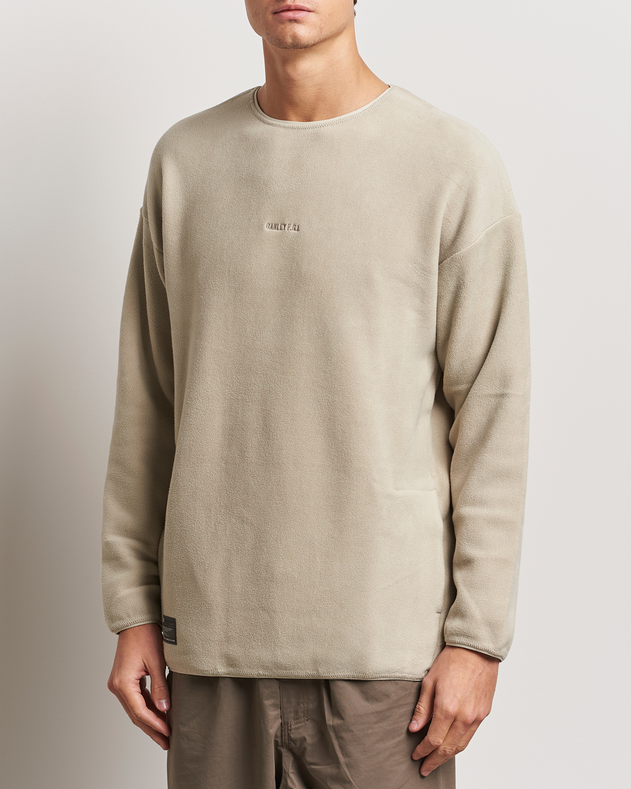 Herre |  | Oakley | FGL Micro Fleece Crew Desert Sand