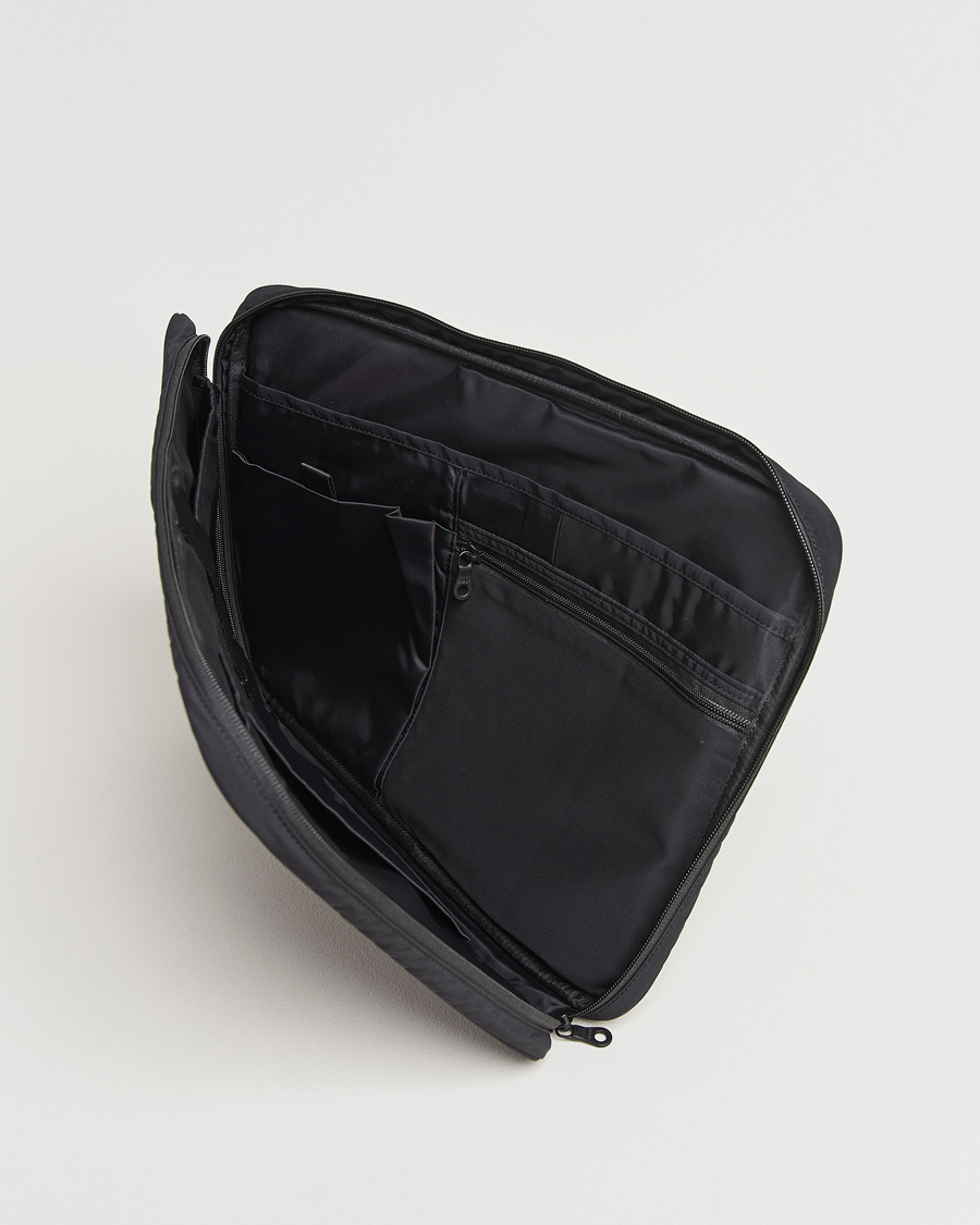 Herre | Vesker | mazi untitled | Nylon Laptop Pouch 16 Inch Black